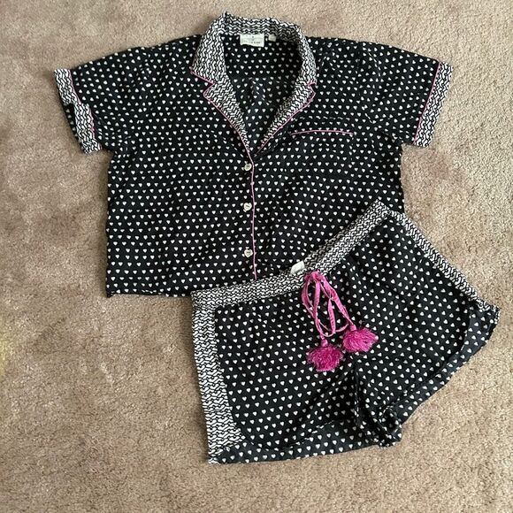 Rare Roller Rabbit x Lele Sadoughi Black Heart Polo Pajamas - Picture 3 of 12